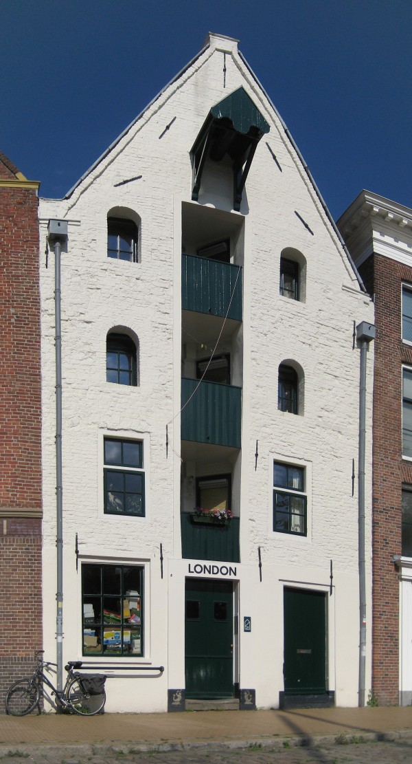 Voormalig pakhuis London aan de Hoge der A, Groningen